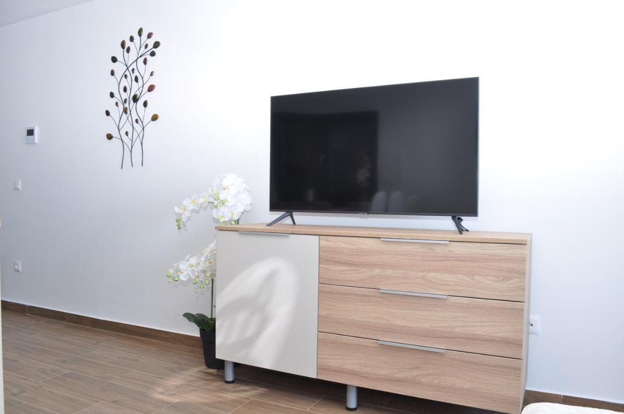 Apartman Sunnyside Макарська Екстер'єр фото